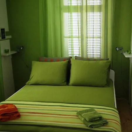 Apartment Just By The Sea